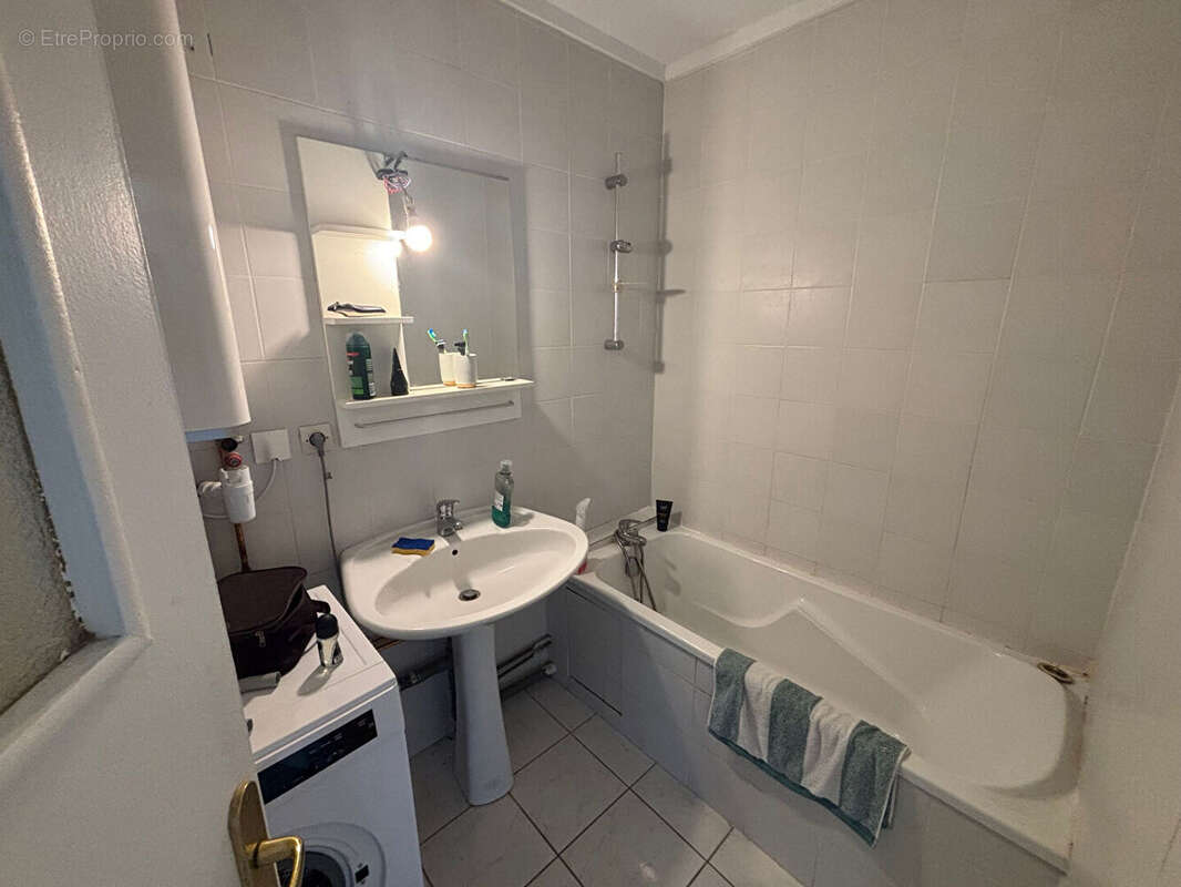 Appartement à SAINTE-FOY-LES-LYON