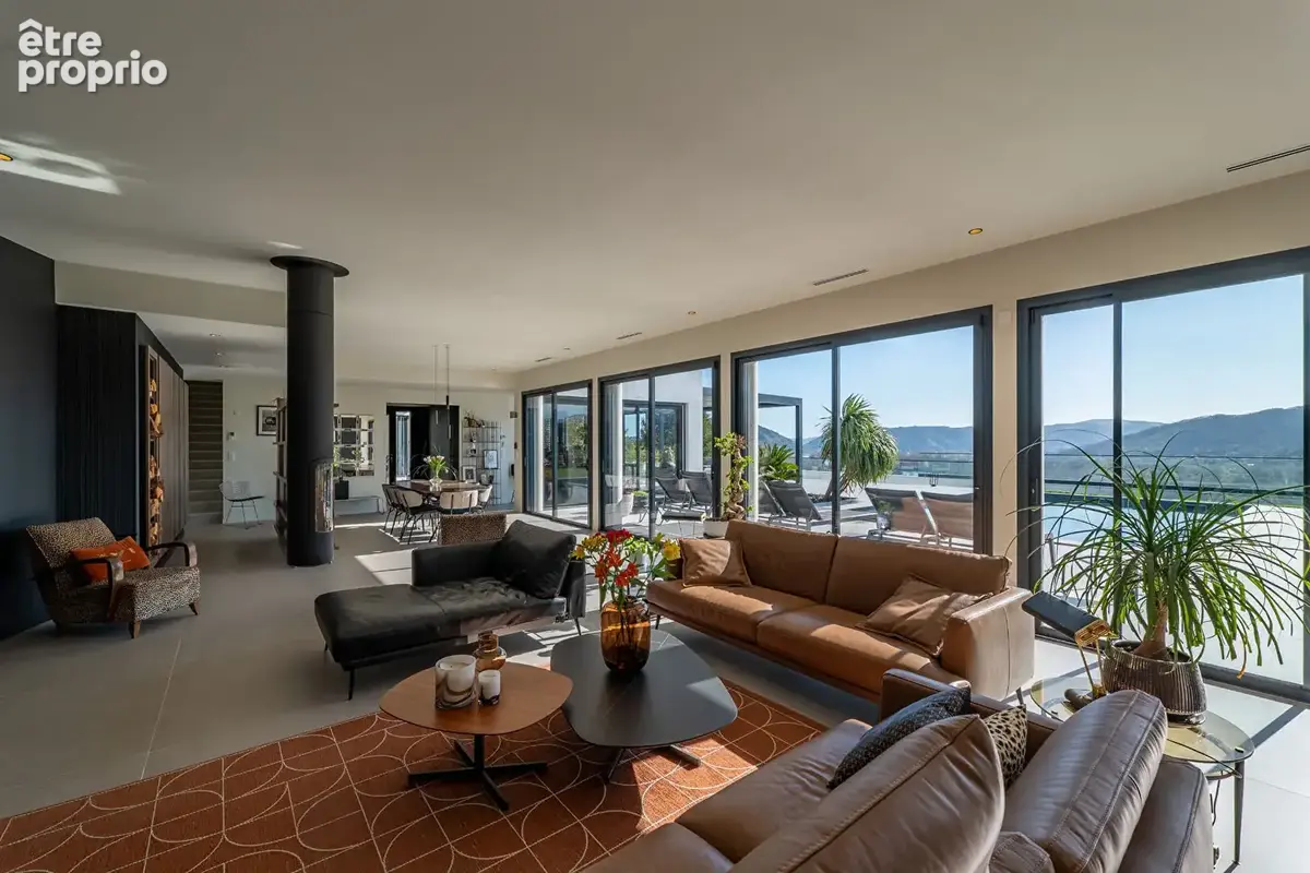 VILLA CONTEMPORAINE  DE  PRESTIGE : 256m² sur  parcelle 913m²  - Panorama exceptionnel sur la Vallée du Rhône - photo 5