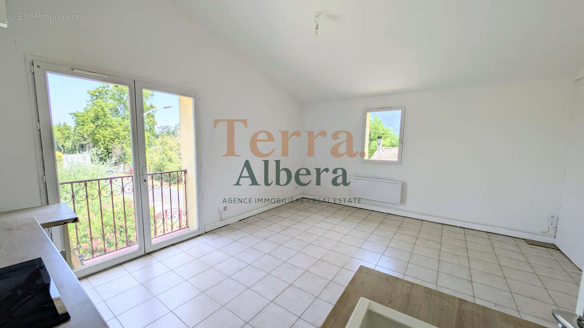 Montesquieu des Albères - Appartement T2 rénové, lumineux avec belles vues - photo 2
