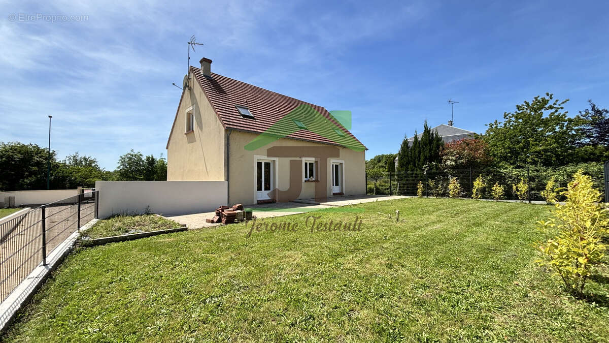 Maison à CHATEAUDUN
