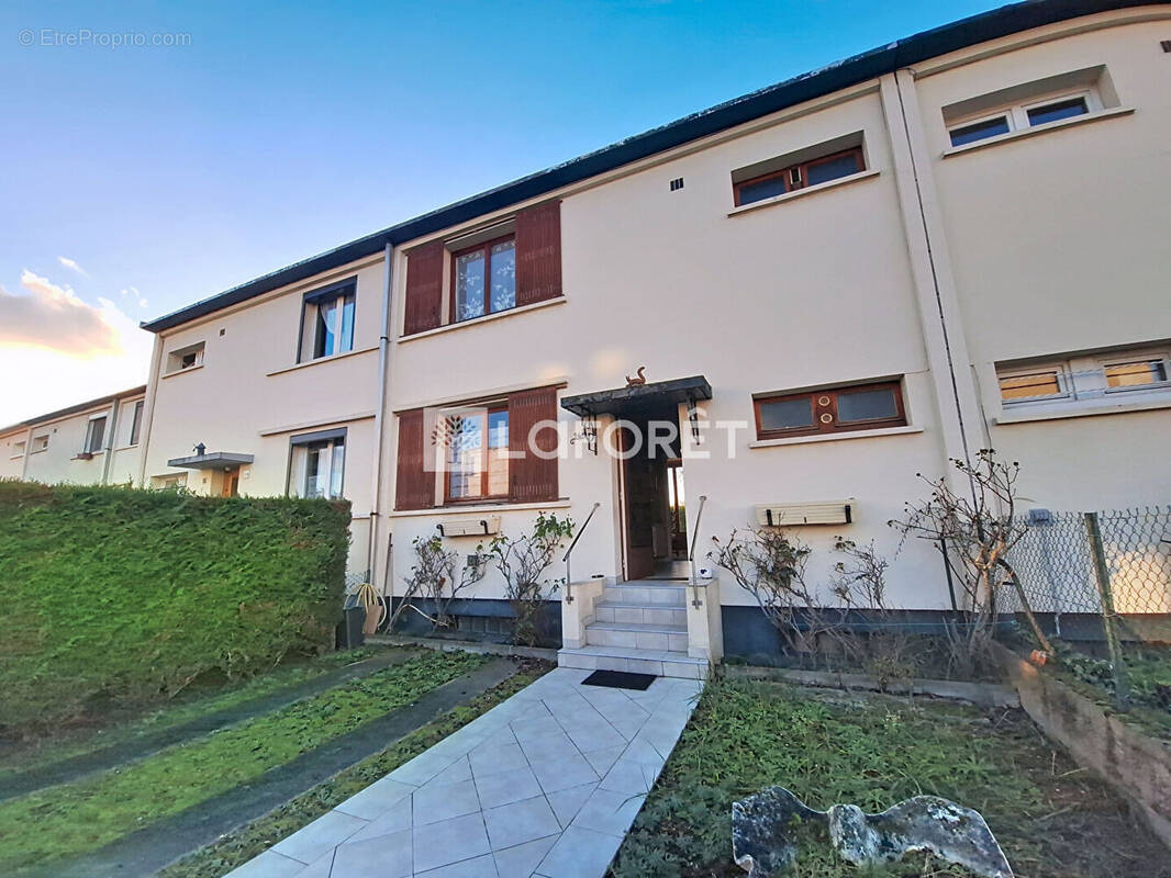 Maison à MARCOUSSIS