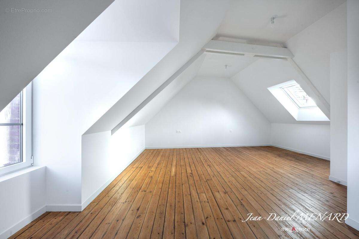 Maison à PLOUER-SUR-RANCE