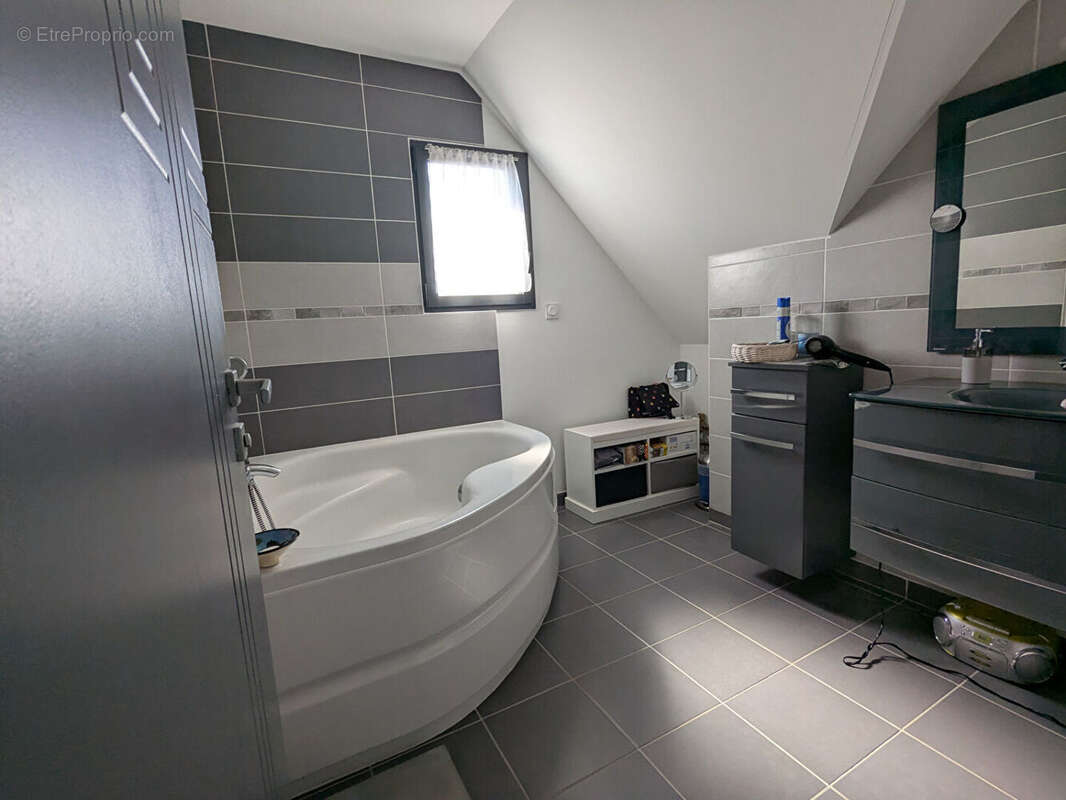 Maison Saint Marcel 5 pièce(s) 105.28 m2 - photo 6