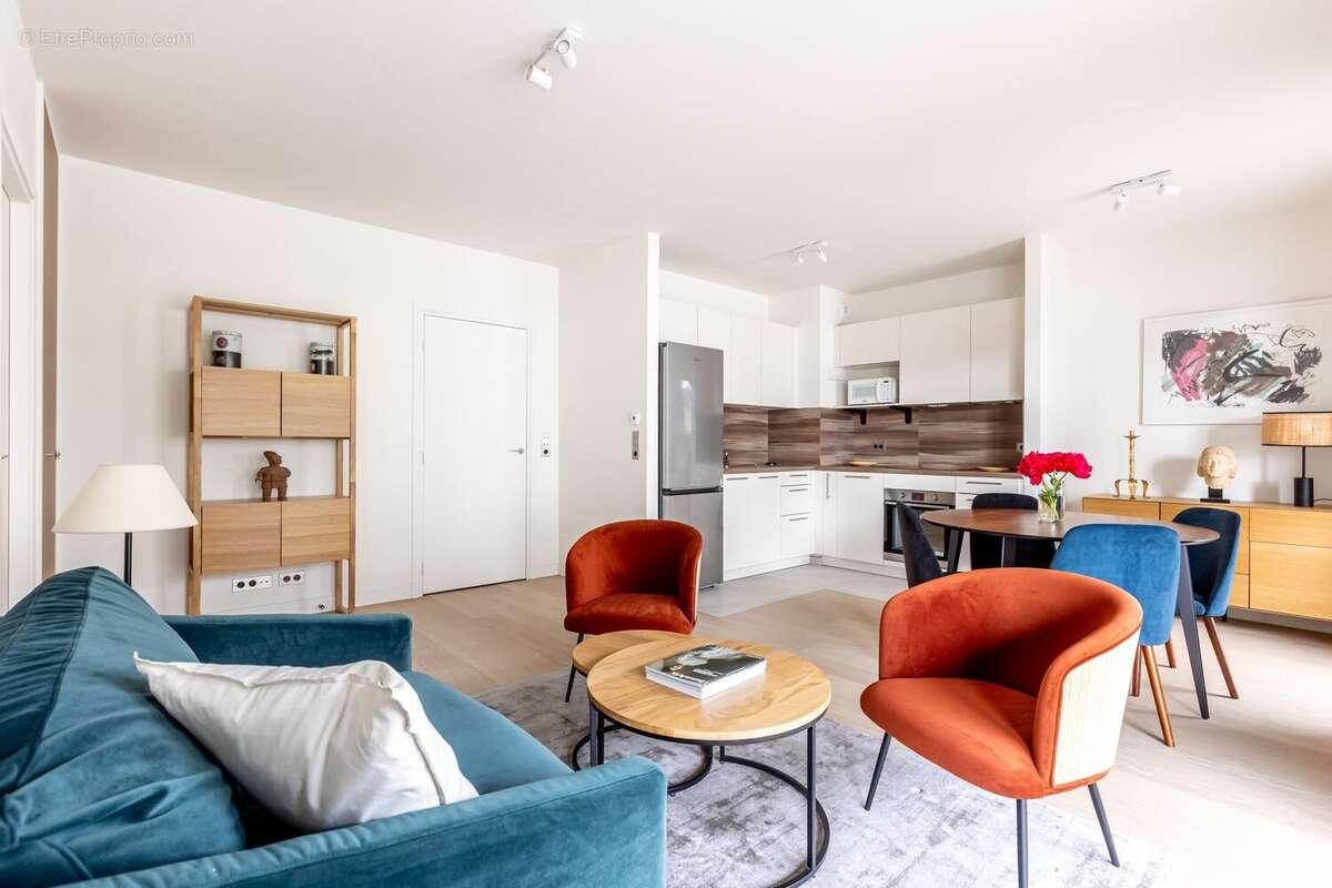 Appartement à PARIS-7E