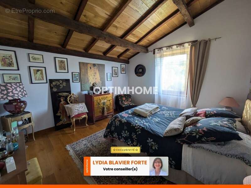 Maison à NEUVIC-ENTIER