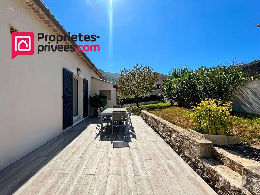 Maison à TOURRETTE-LEVENS