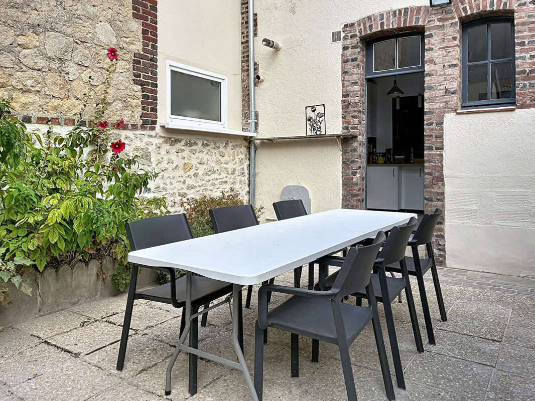 Maison dives sur mer - entierement renovee - 4 chambres 86 m2 - photo 6