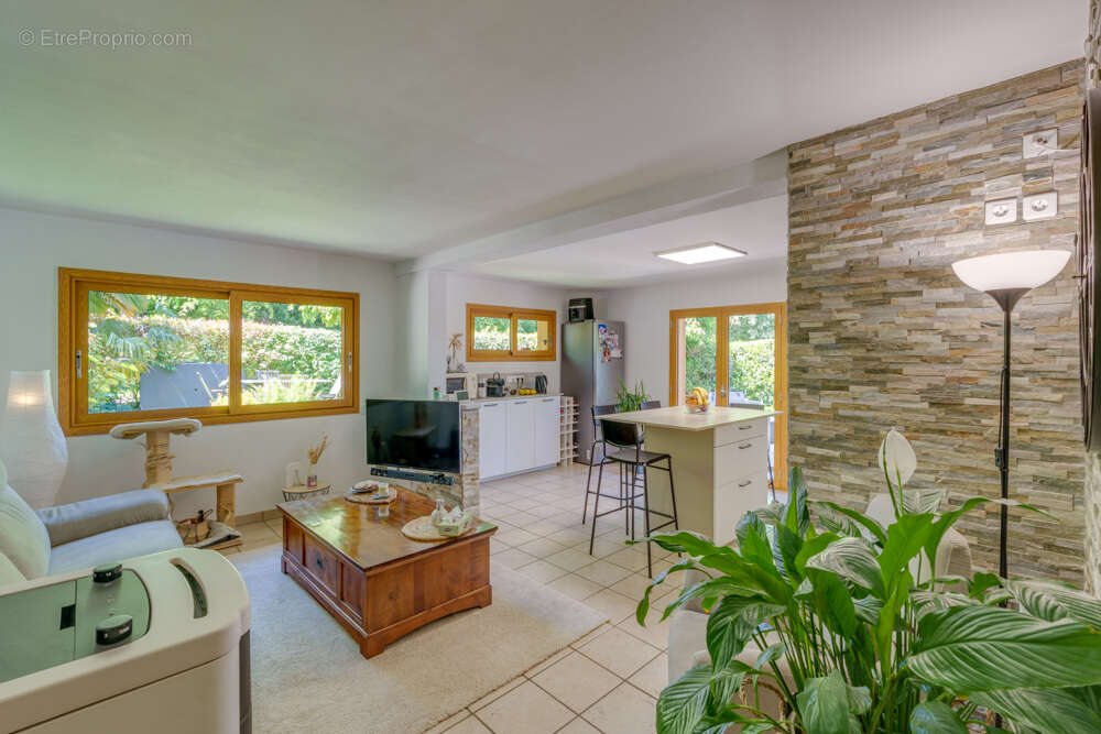 Appartement Evian Les Bains 4 pièces 98.18 m² en rez-de-jardin dans un secteur recherché - photo 6