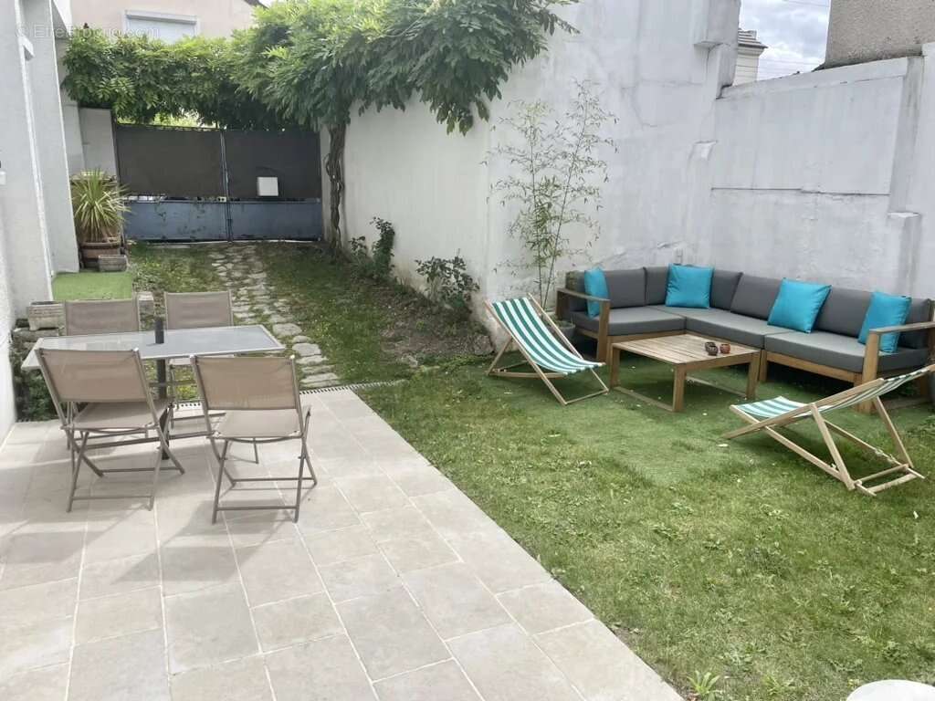 Maison à MONTREUIL