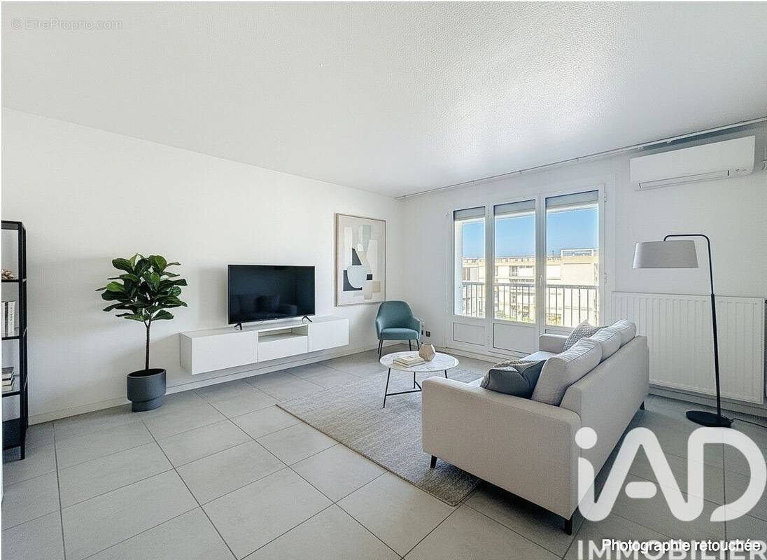 Photo 1 - Appartement à MARSEILLE-8E