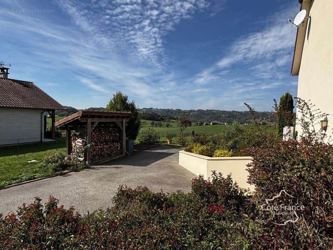 Maison à SAINT-CONSTANT