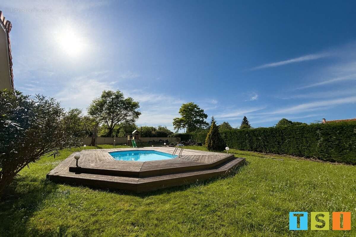 Maison à LABARTHE-INARD