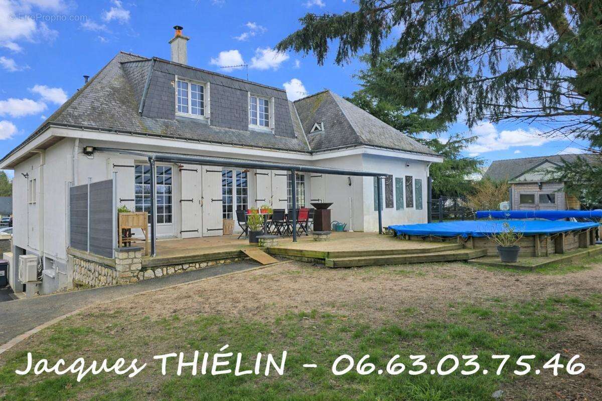 Maison à LONGUE-JUMELLES