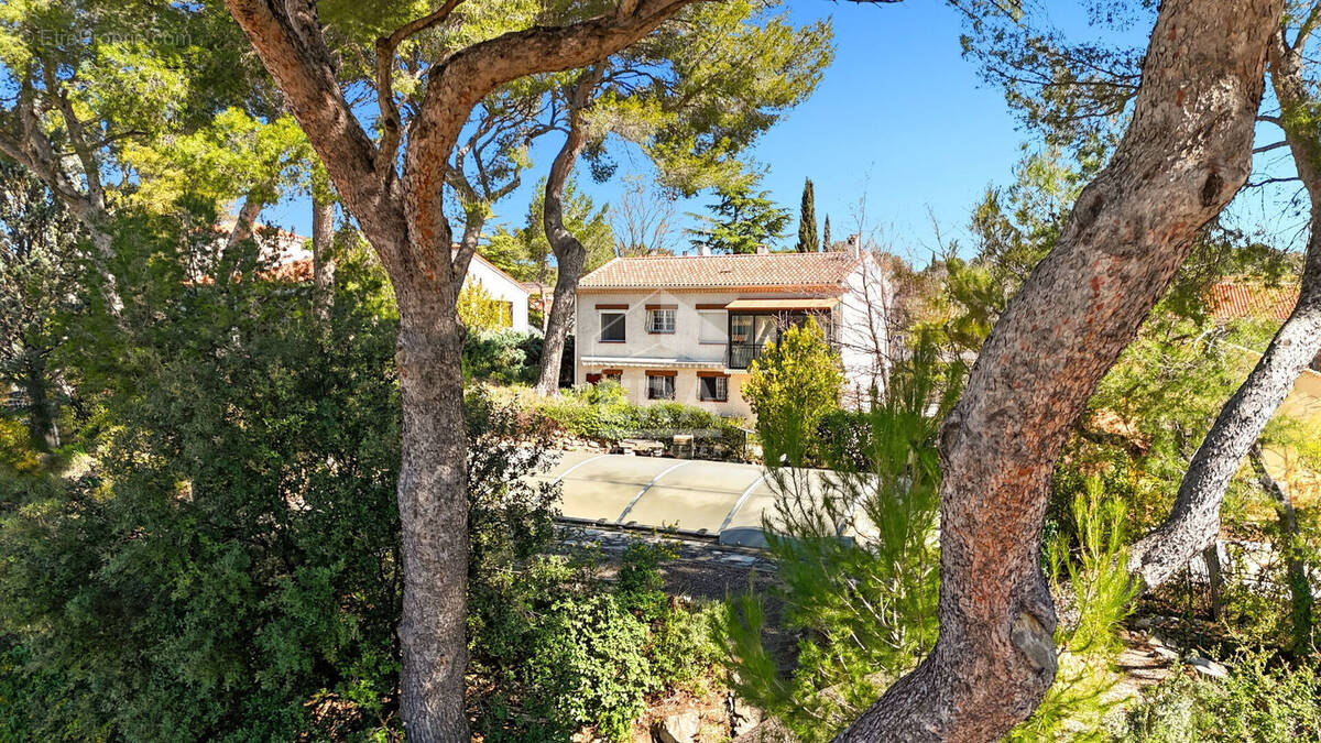 Maison à BOUC-BEL-AIR