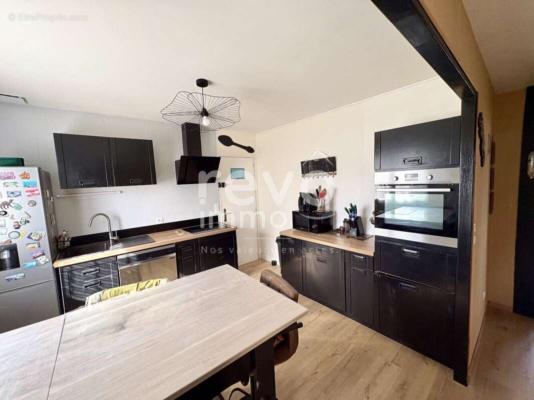 Maison à MONTREUIL-JUIGNE