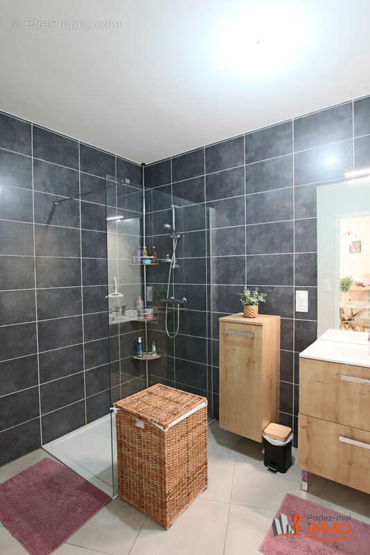 Appartement 56 m² à Montrond-Les-Bains  - photo 7