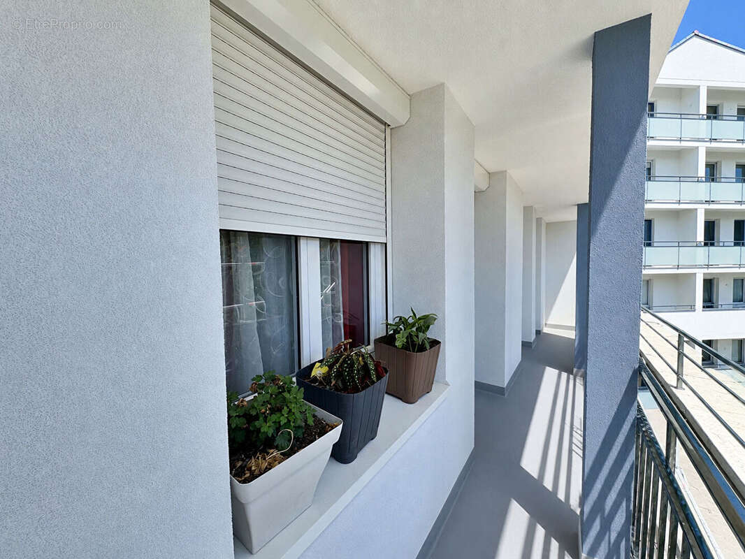 Appartement 4 pieces 71 m² roanne - photo 2