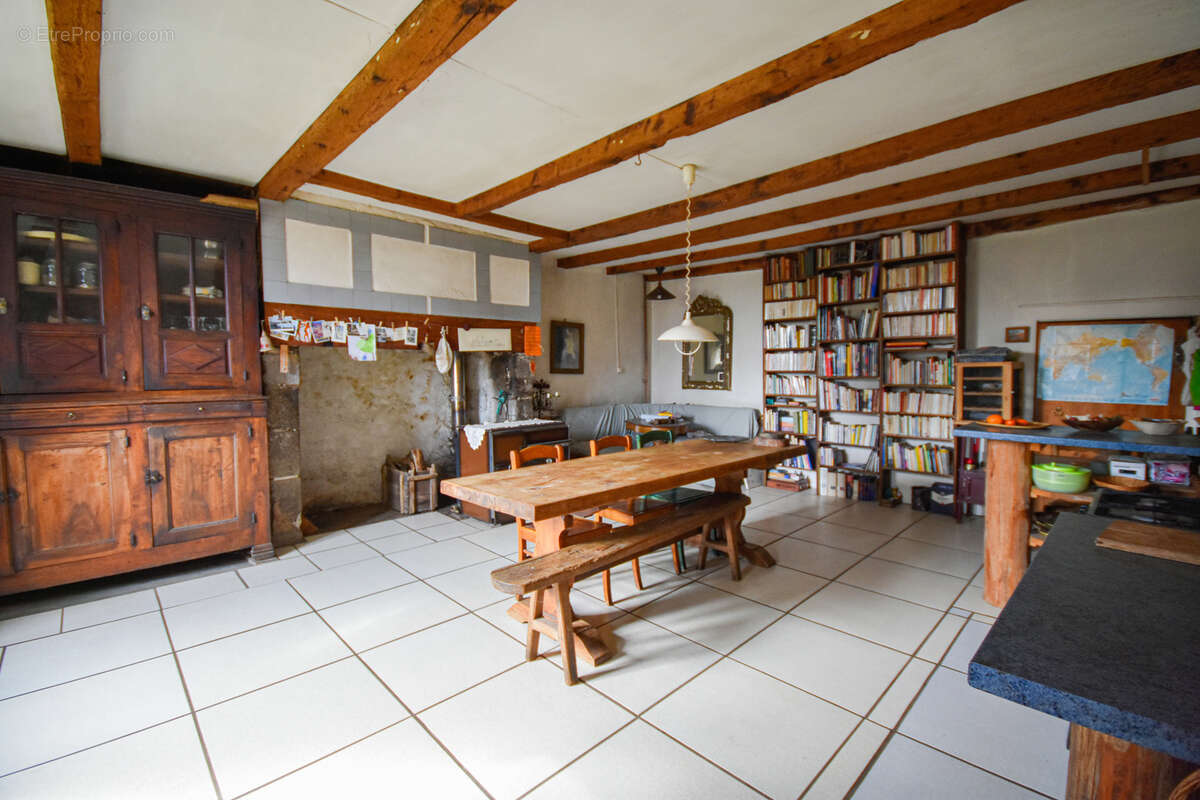 Maison à AUTRAC