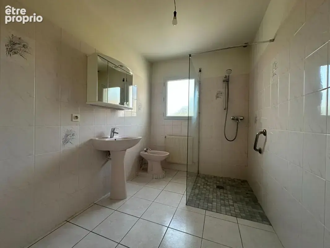 Maison Sainte Luce Sur Loire 5 pièce(s) 112 m2 - photo 8