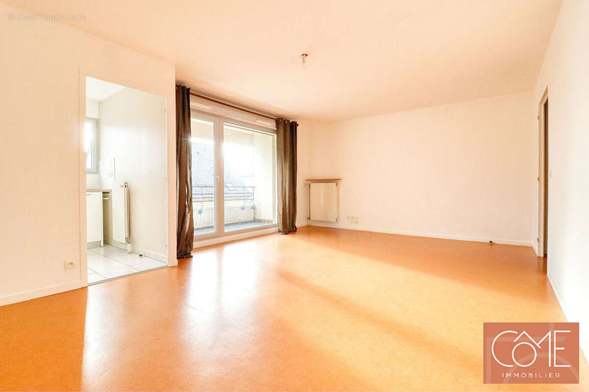 Appartement à ROMILLE