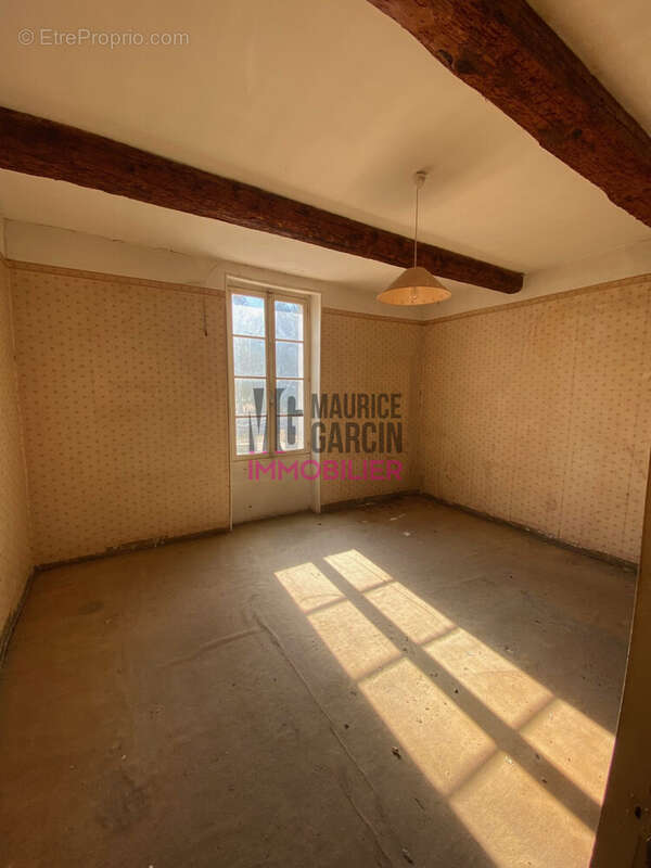 Appartement à SORGUES