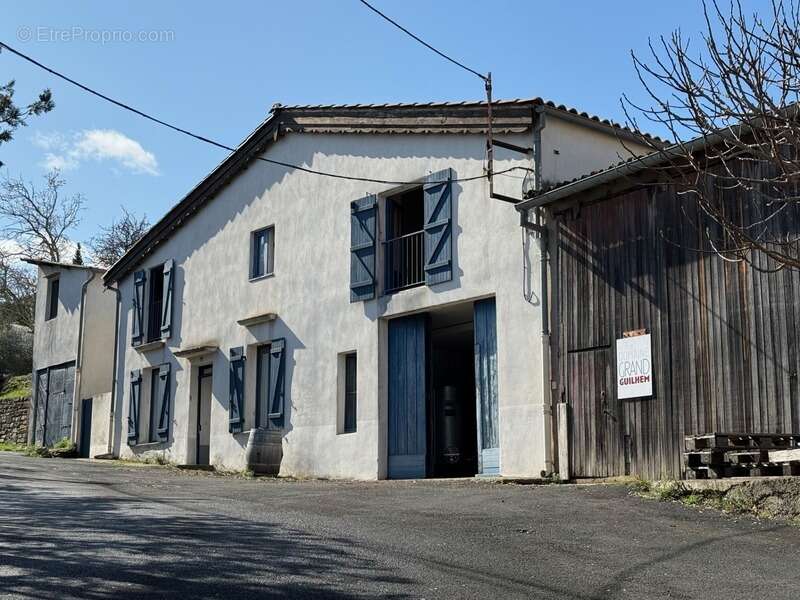 Maison à CASCASTEL-DES-CORBIERES