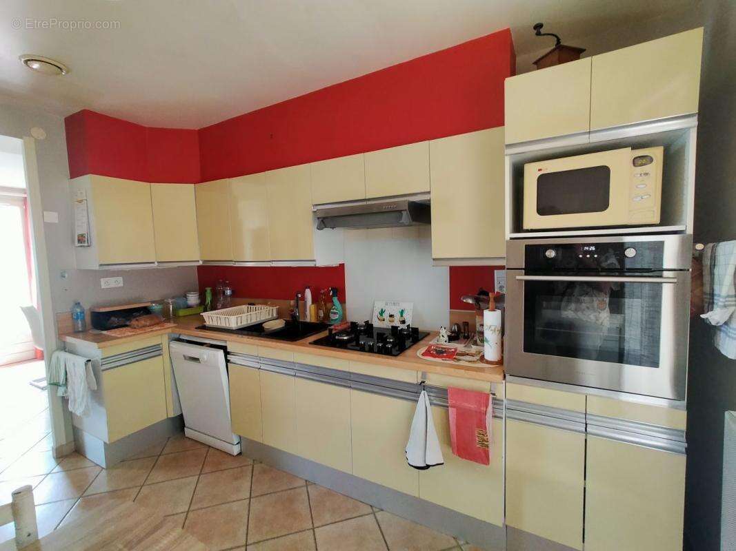 Maison 90 m² à Crennes-Sur-Fraubee  - photo 3