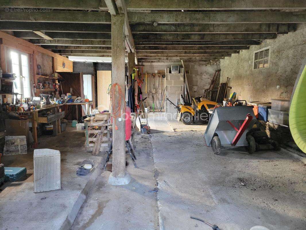 Maison à HEMONSTOIR