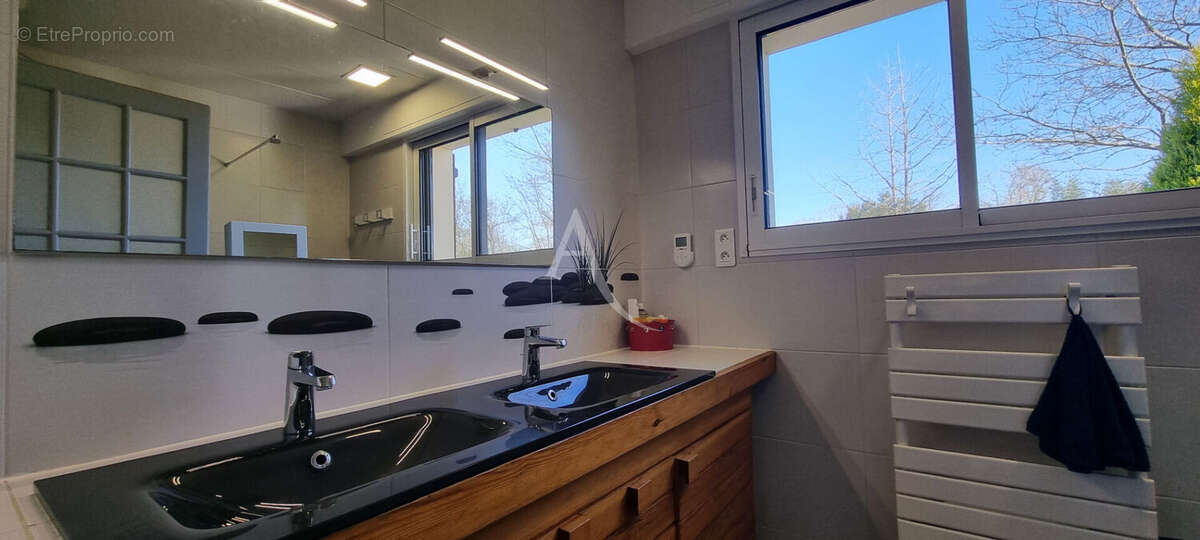 Maison à SAINT-REVEREND