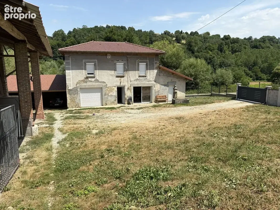 Maison à MEYSSIES