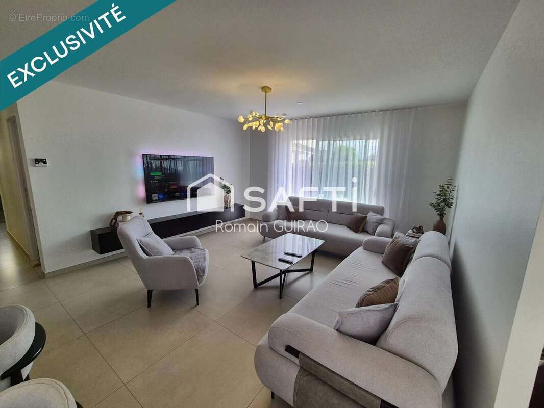 Maison 99 m² à Peronnas  - photo 5