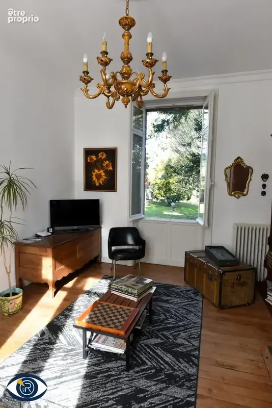 Maison 168 m² à Laval  - photo 3