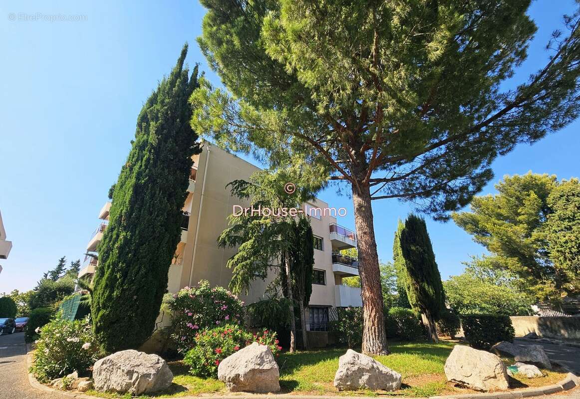 Appartement à MARSEILLE-12E
