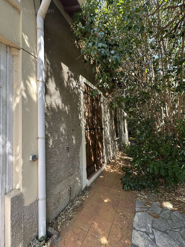 Maison individuelle plain pied avec garage, atelier et jardin - photo 7