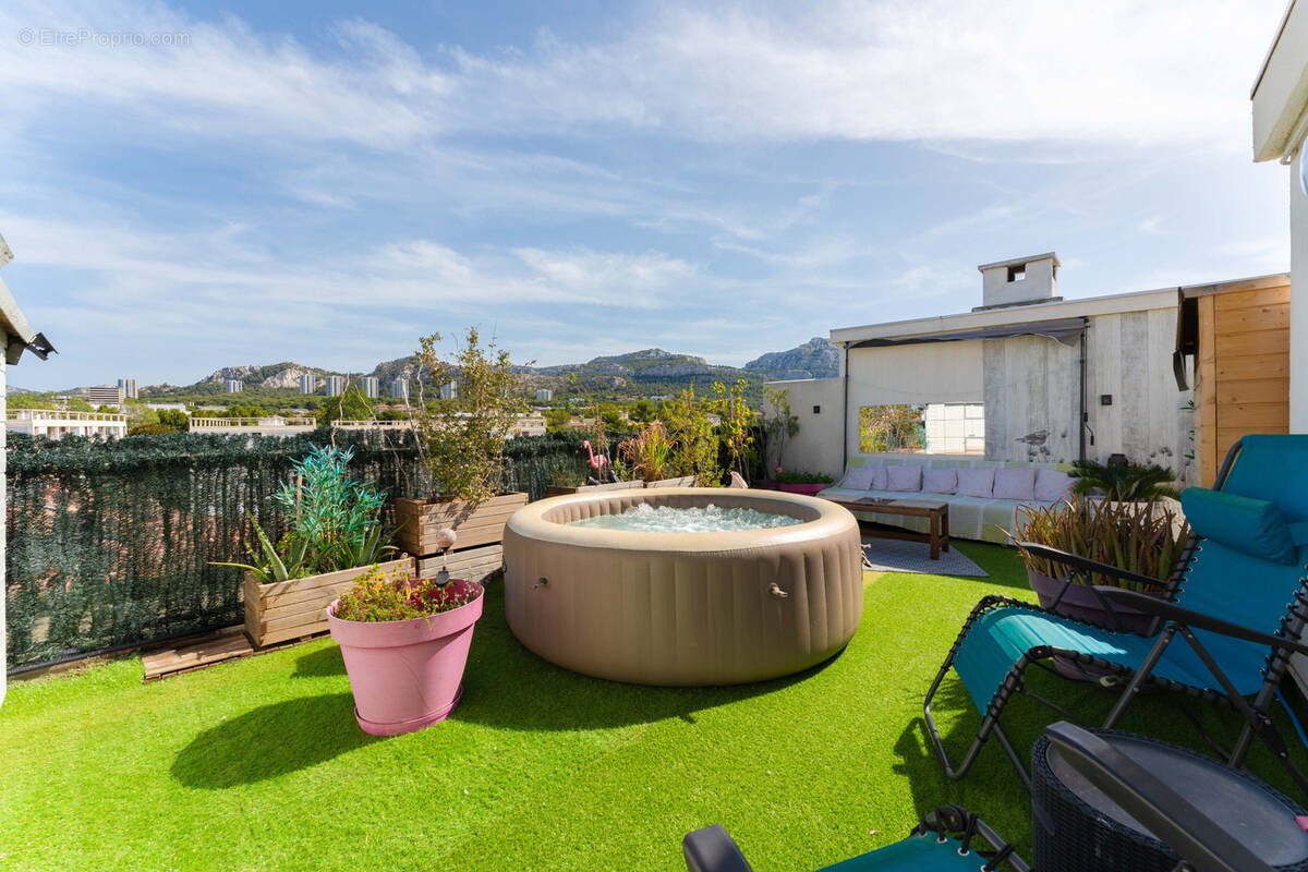 Appartement à MARSEILLE-8E