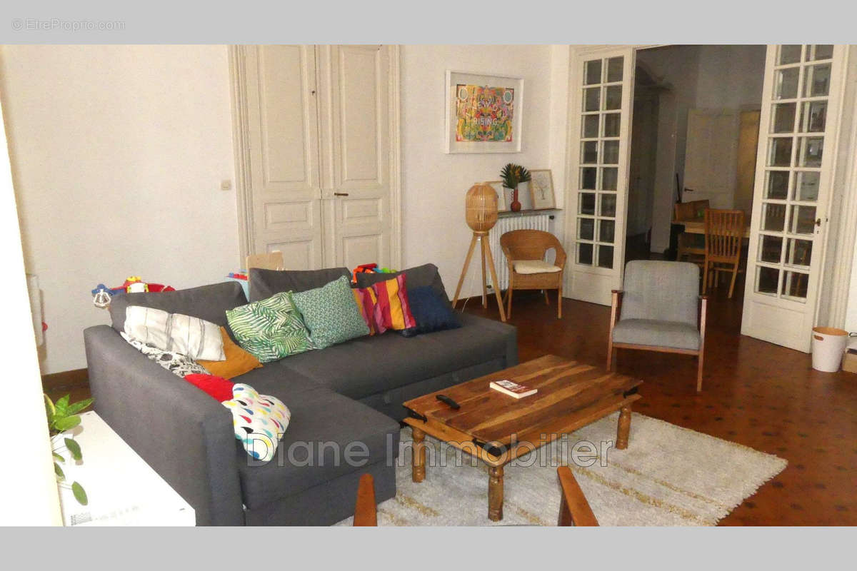 Appartement à NIMES