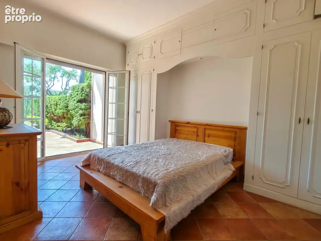 NICE – QUARTIER CIMIEZ - Maison 4/5 pièces - 192 m² - jardin - terrasses - parking - photo 9