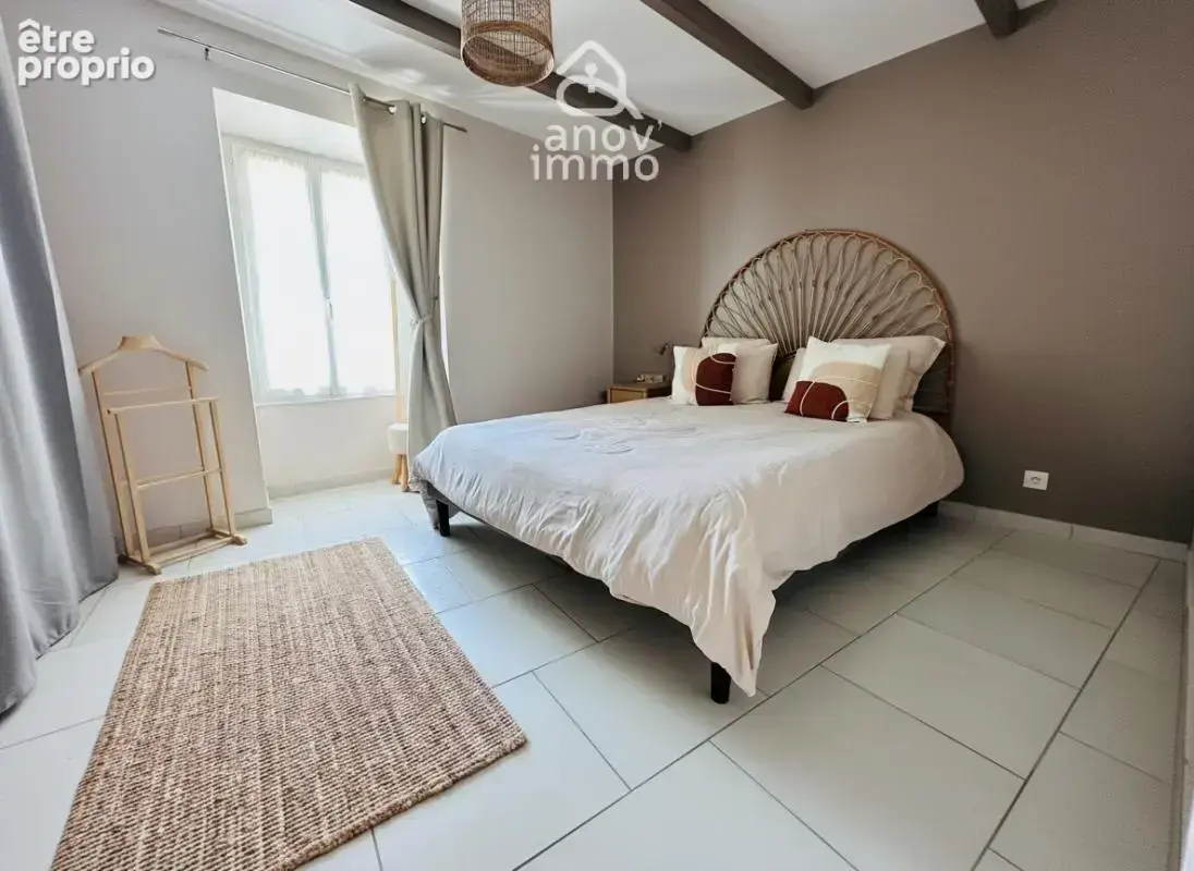 Maison de charme rénovée 112 m2   3 chambres   Cour privativ - photo 7