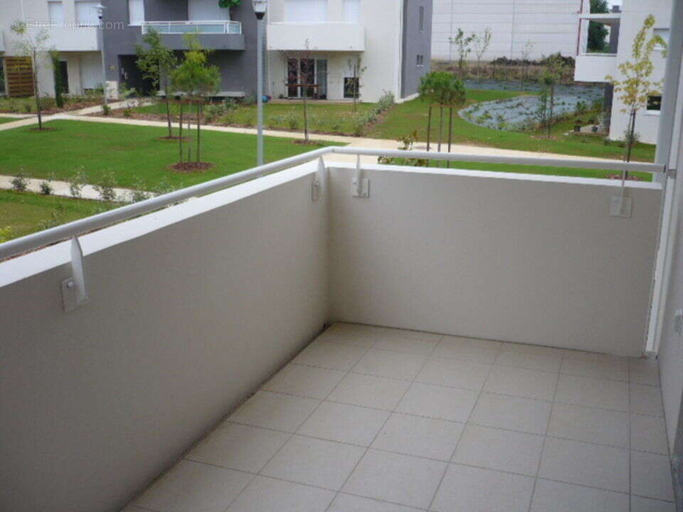 Appartement à ARTIGUES-PRES-BORDEAUX