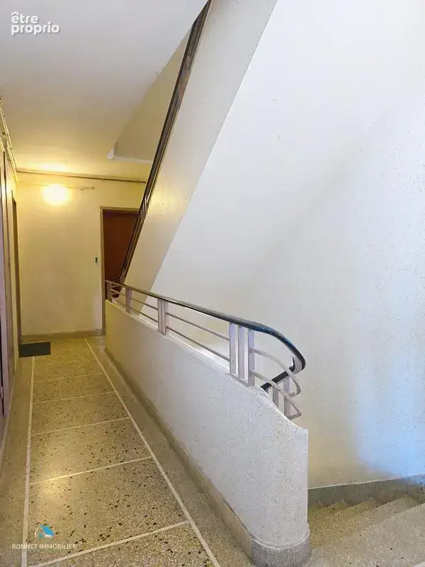 Appartement  de caractère type T3 - 2 chambres - Beaux volumes - photo 19