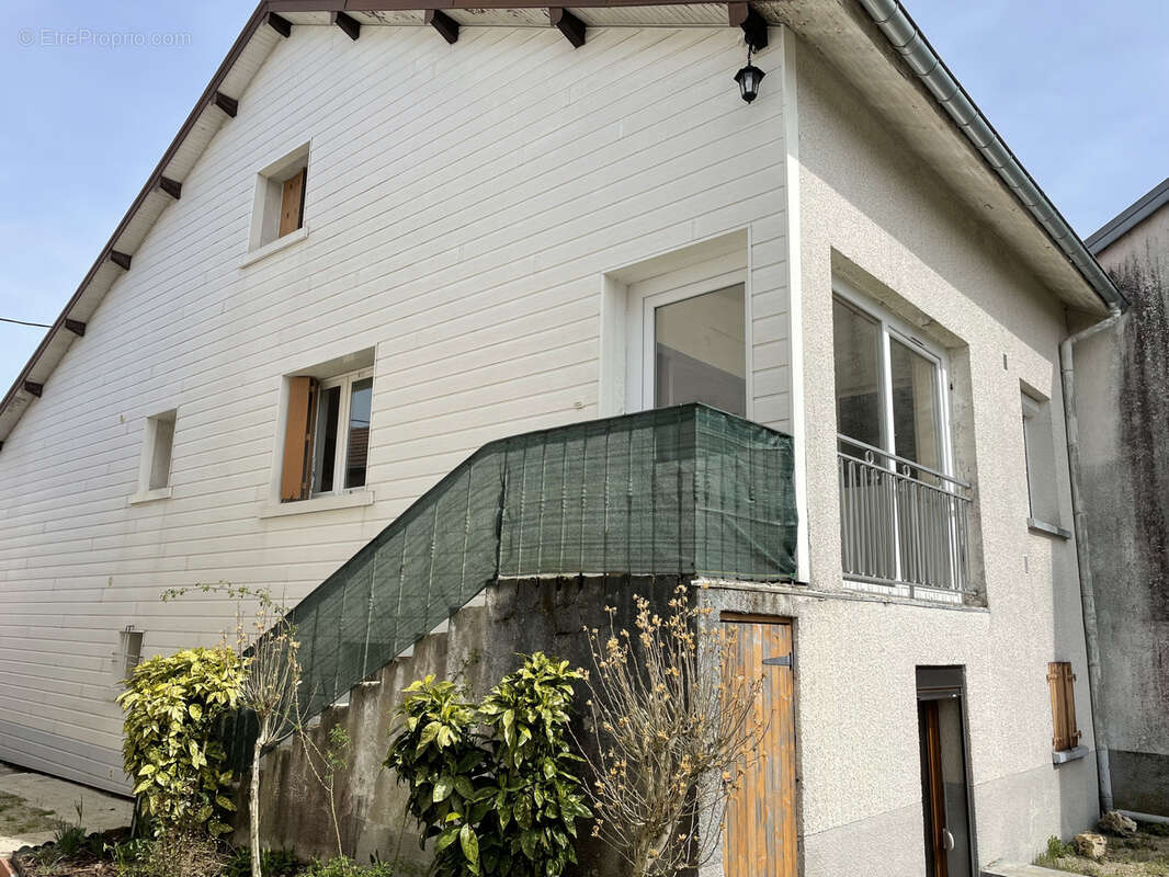 Maison à FROIDECONCHE