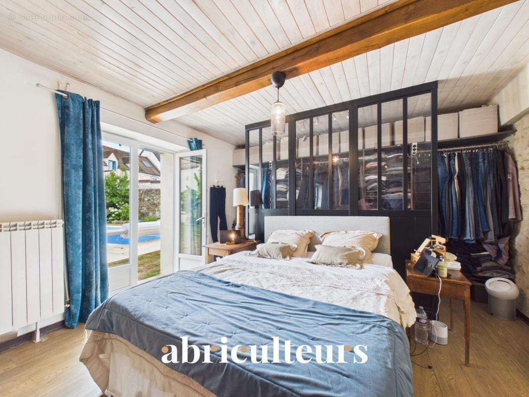Maison de charme bucolique rénovée de 250m² à Vert le Grand (91810) - photo 9