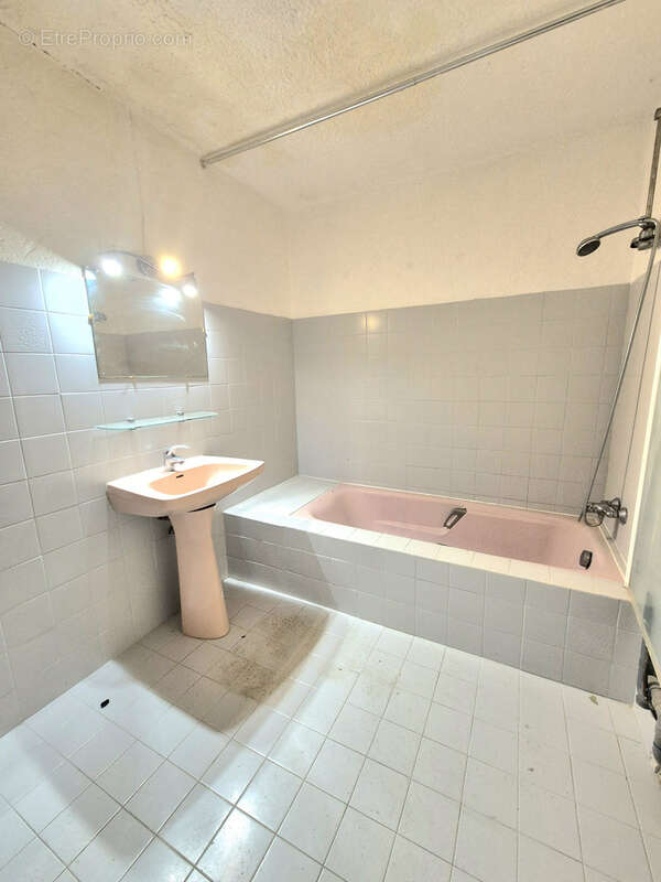 Maison à BORMES-LES-MIMOSAS