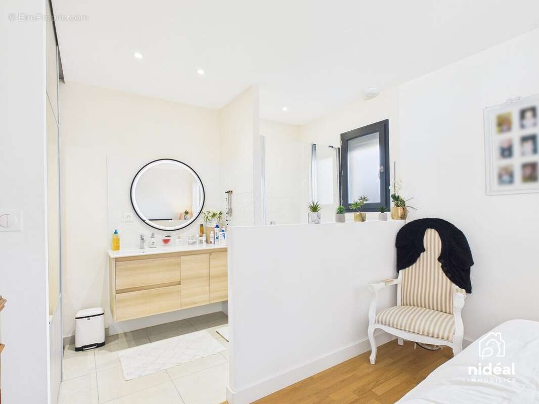 Maison à VILLETELLE