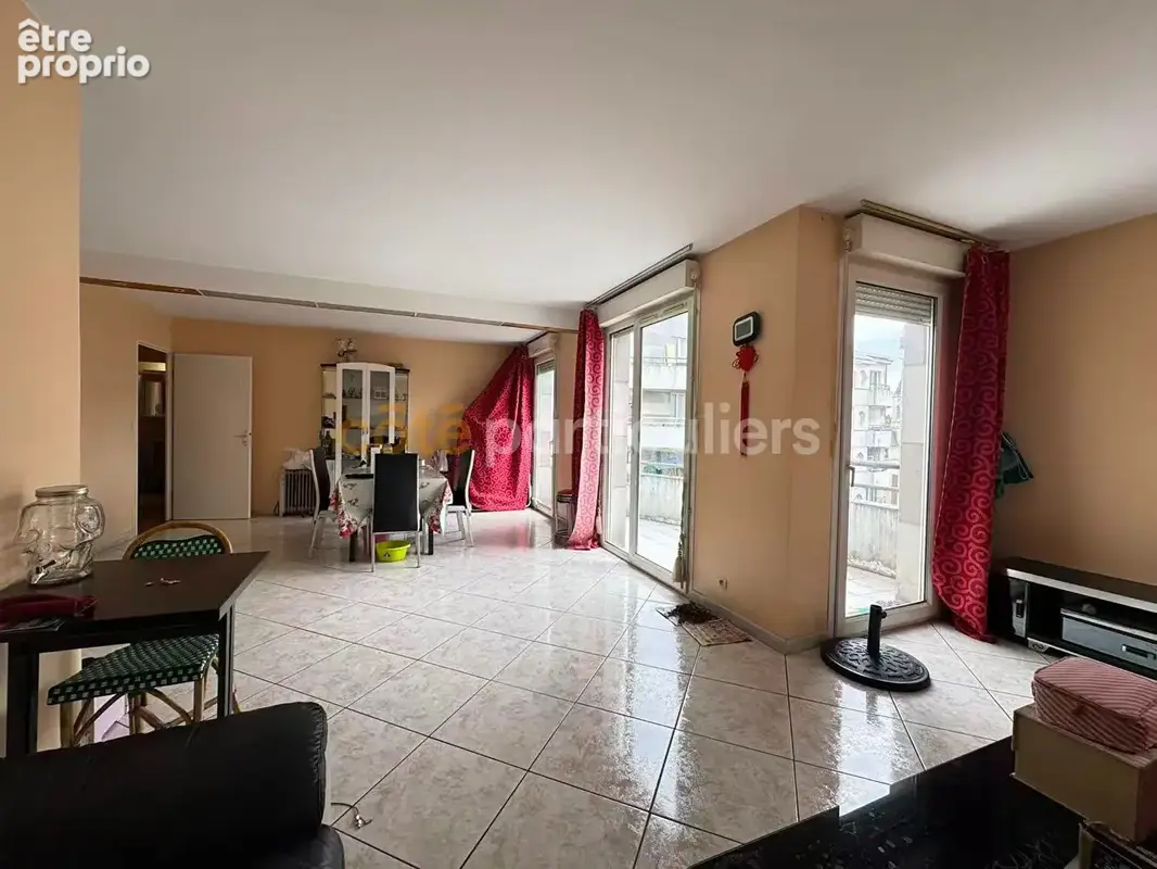 Appartement à BONDY