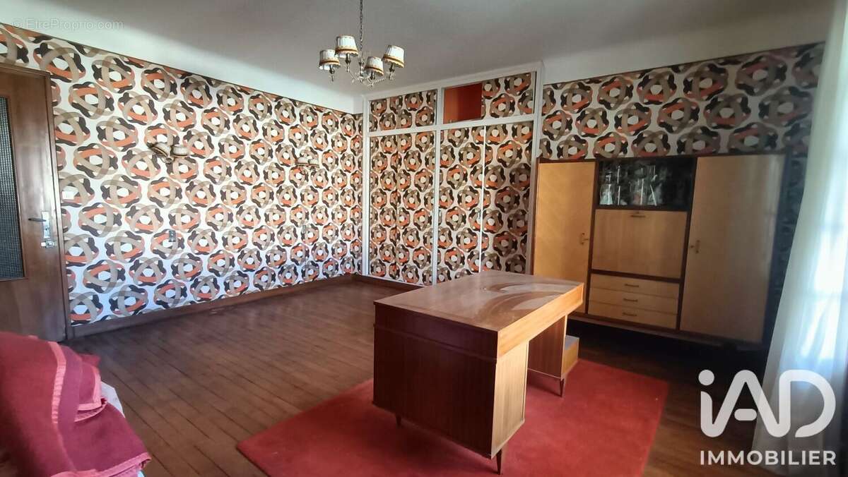 Maison 400 m² à Bessines-Sur-Gartempe  - photo 4