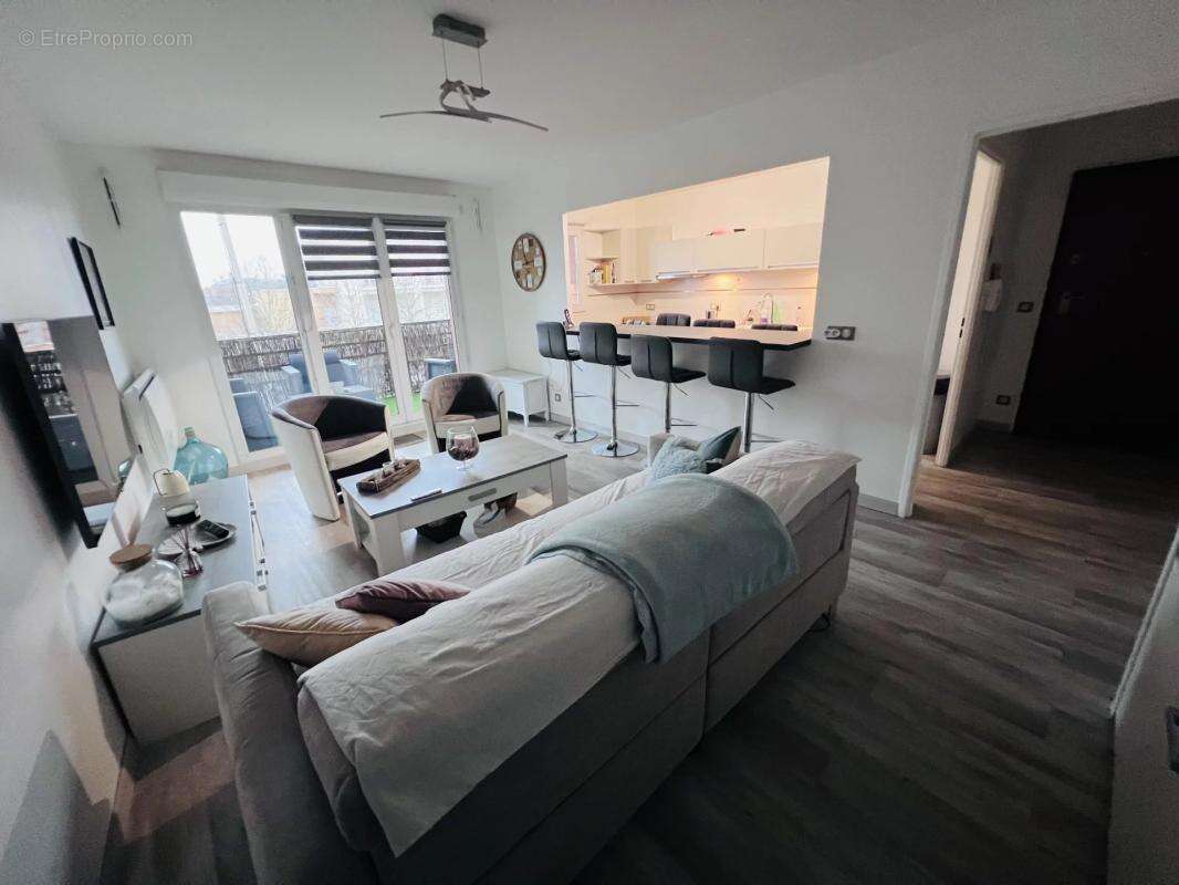 Appartement à SAINT-OUEN-L&#039;AUMONE