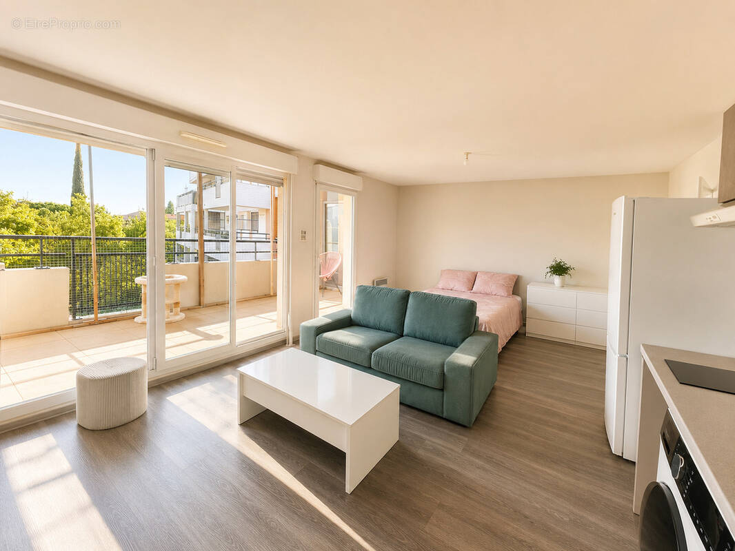 Appartement à PUGET-SUR-ARGENS
