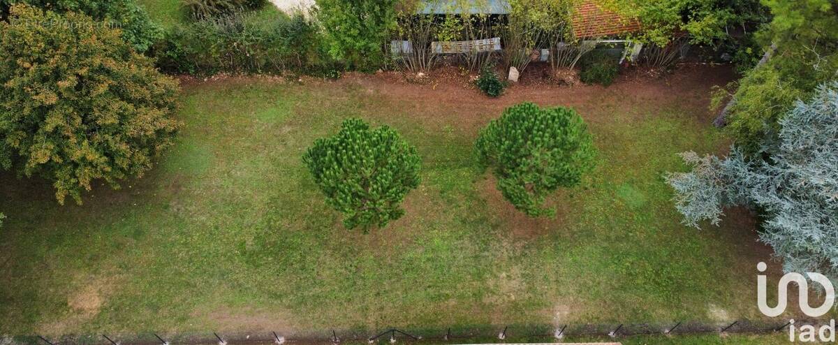 Photo 1 - Terrain à PUYMOYEN