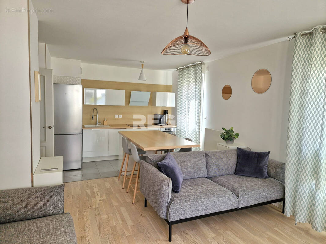 Appartement à LE PLESSIS-ROBINSON